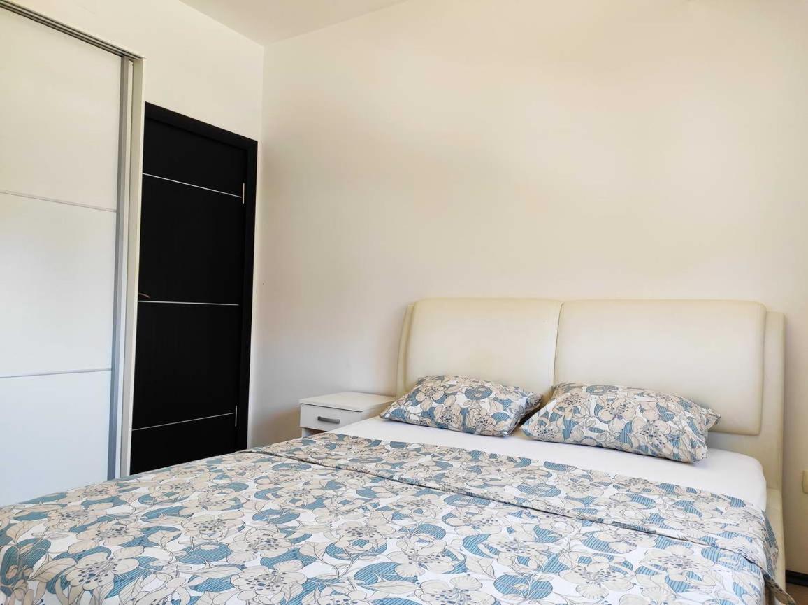 בודווה Apartment Adrialux מראה חיצוני תמונה