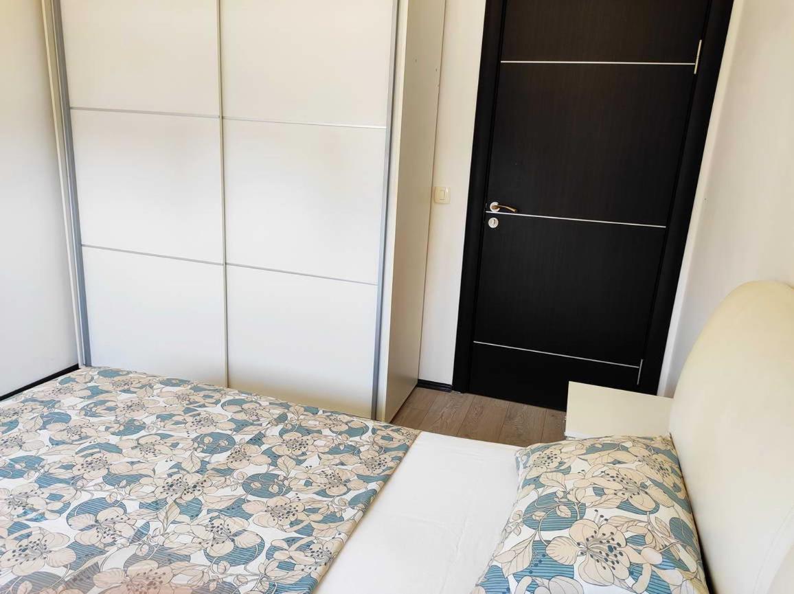 בודווה Apartment Adrialux מראה חיצוני תמונה