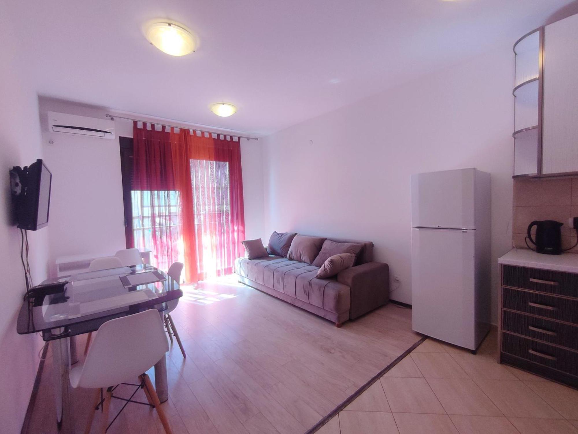 בודווה Apartment Adrialux מראה חיצוני תמונה